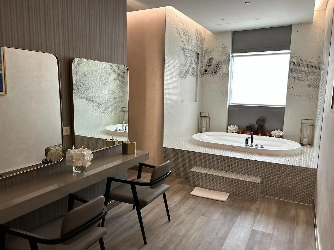 Paramount Elegance 10 Minutes Walk To Dubai Mall Apartment