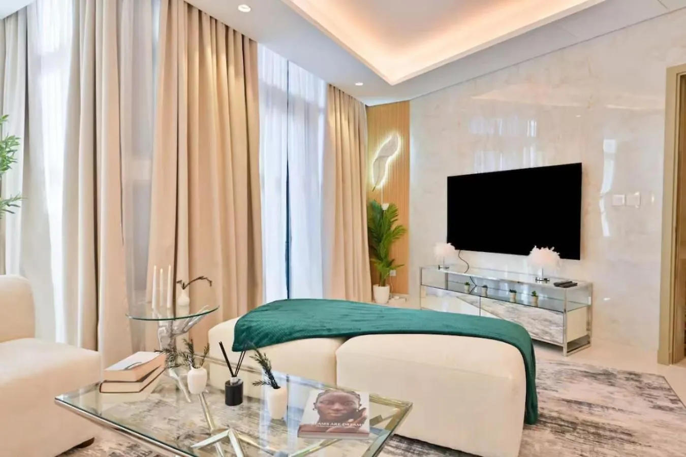 Paramount Elegance 10 Minutes Walk To Dubai Mall